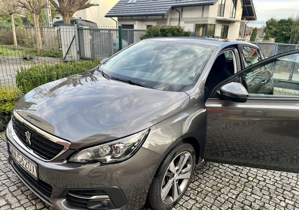 Peugeot 308 cena 38900 przebieg: 199500, rok produkcji 2018 z Kraków małe 631